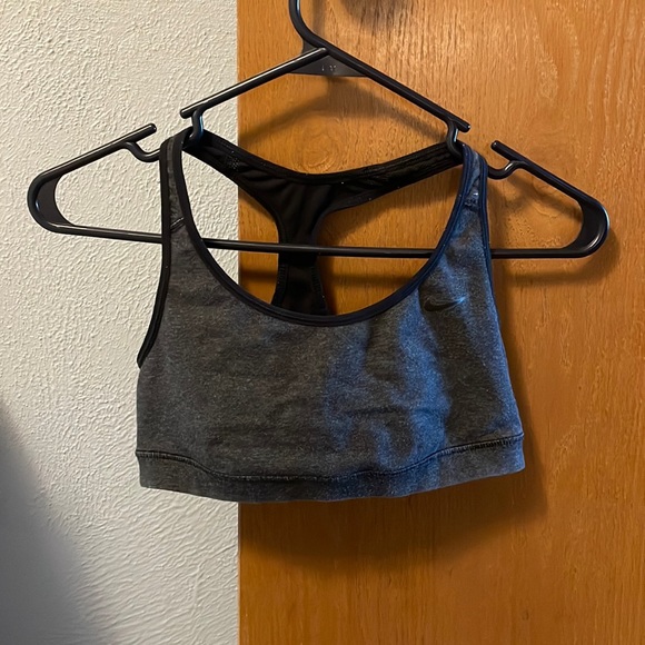 Nike Sports Bra - Picture 1 of 1